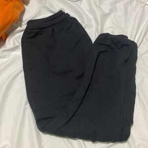 Aerie joggers. Worn twice before. Excellent condition.
